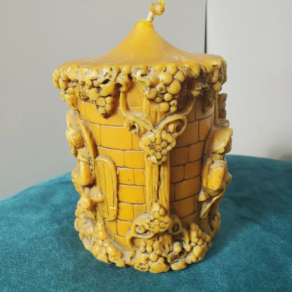 Vintage 3D Molded Candle Tavern Gathering Yellow Decorative 5